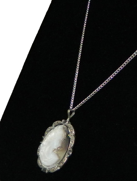 sterling cameo pendant