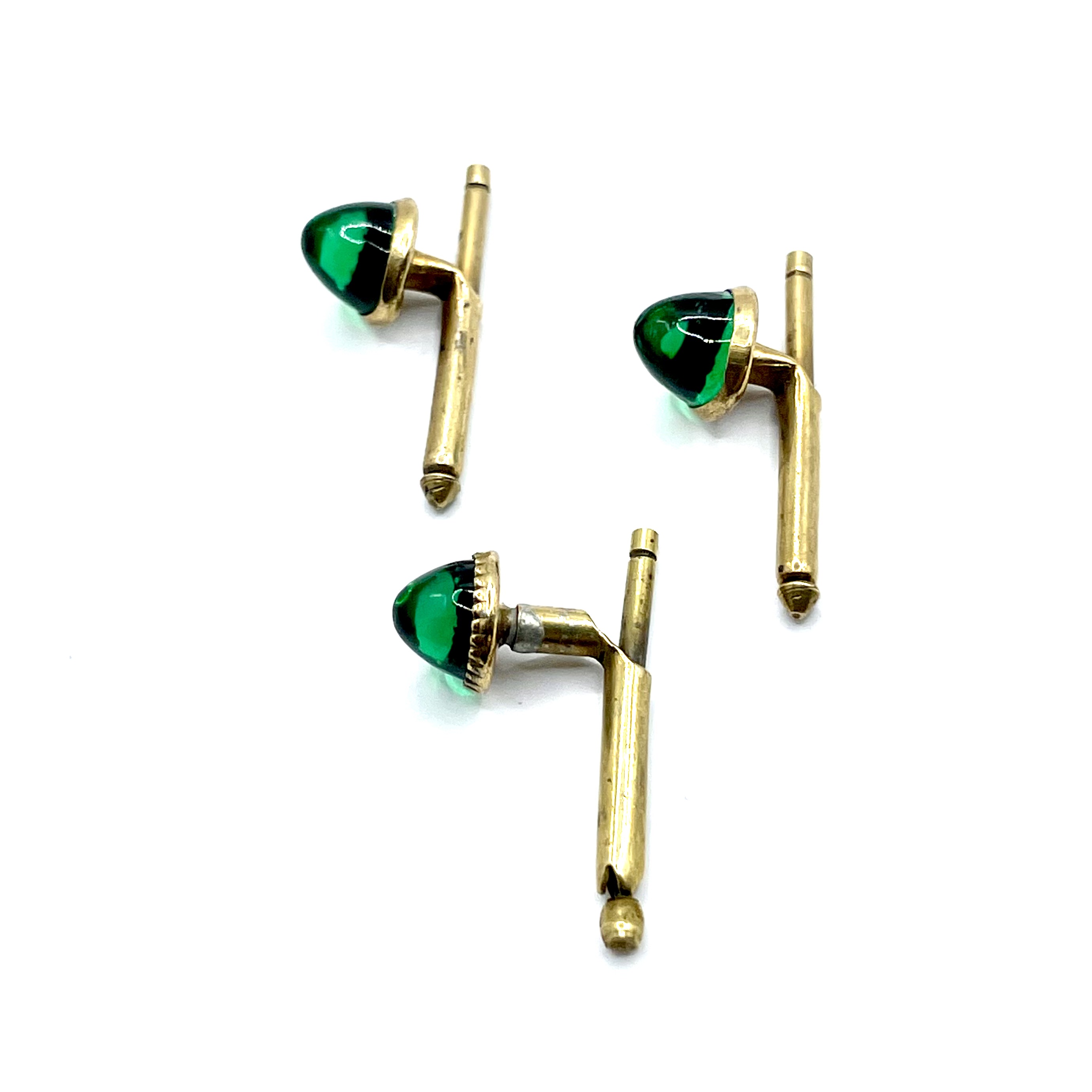Green shirt stud set