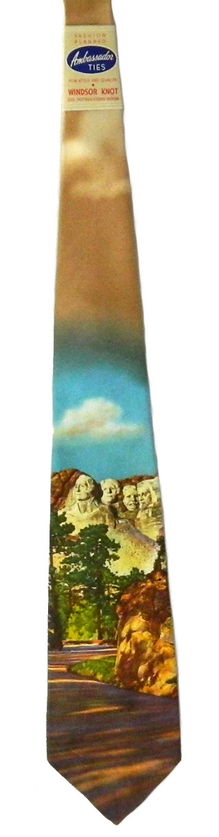 1940s photo print tie